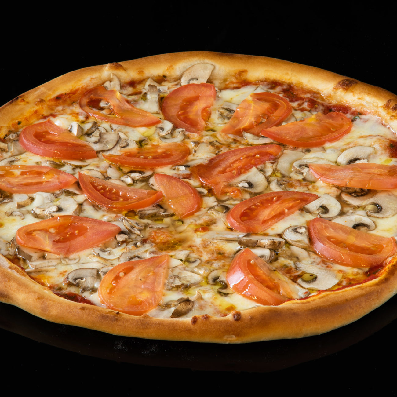 грибная пицца с помидорами и фото 79